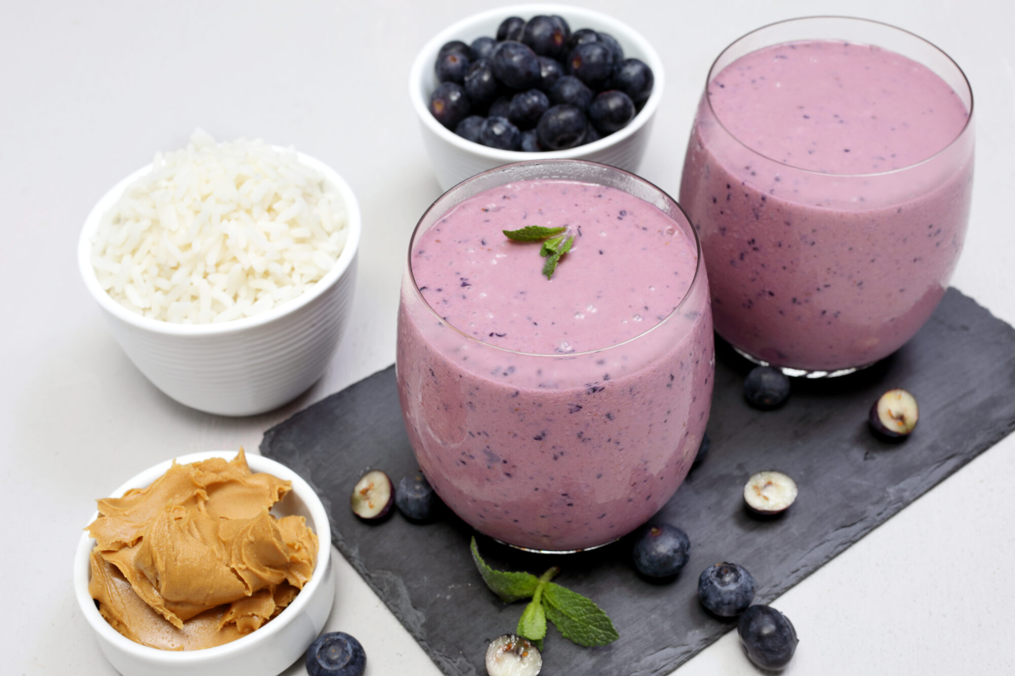 Berry, Rice, Nut Smoothie